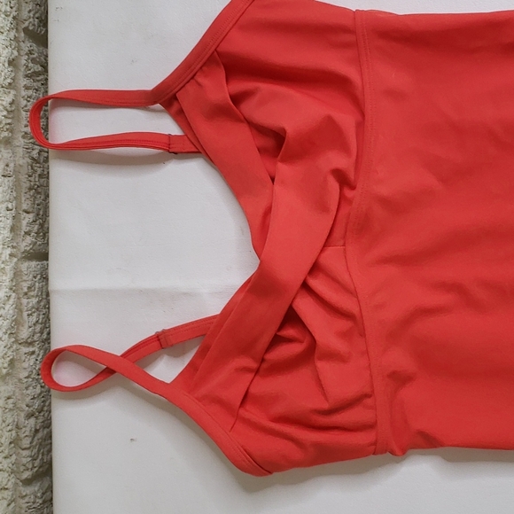 Athleta Laguna Twisted Tank - Picture 3 of 7